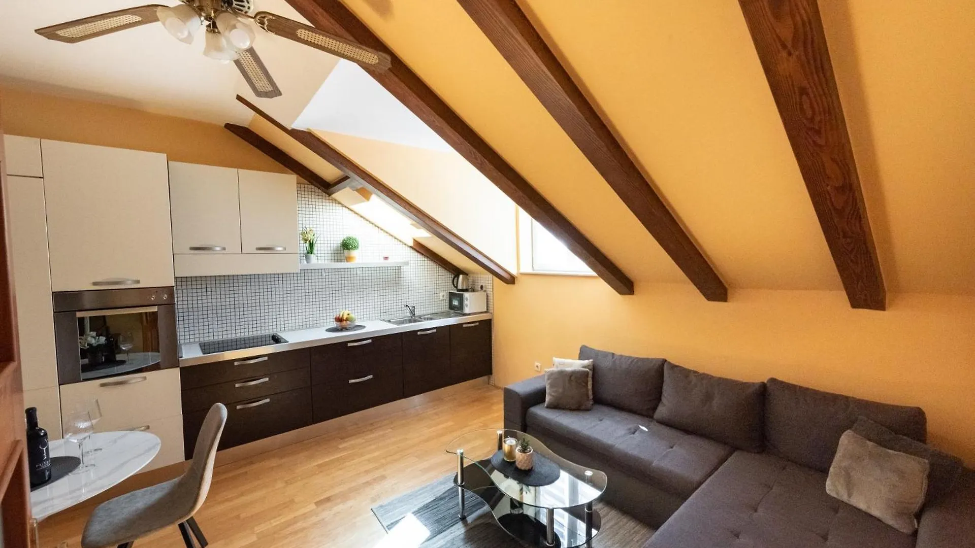 Split Coast Apartment